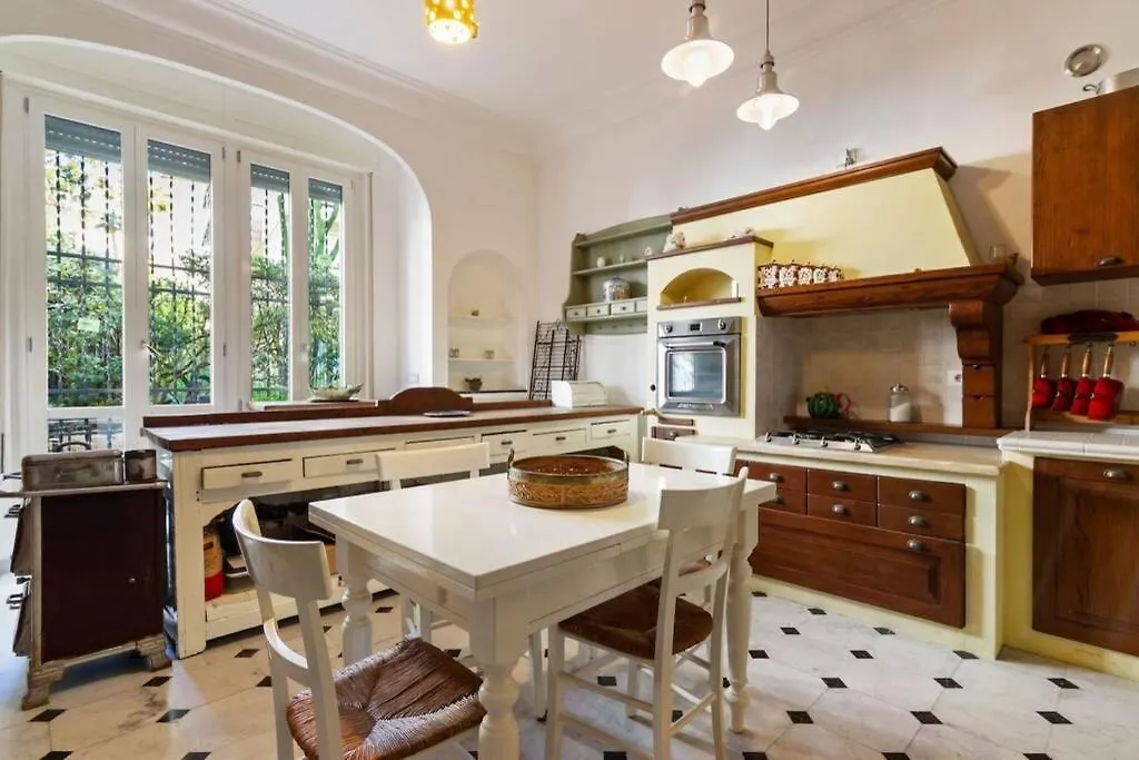 Villa Vale Sanremo Italia
